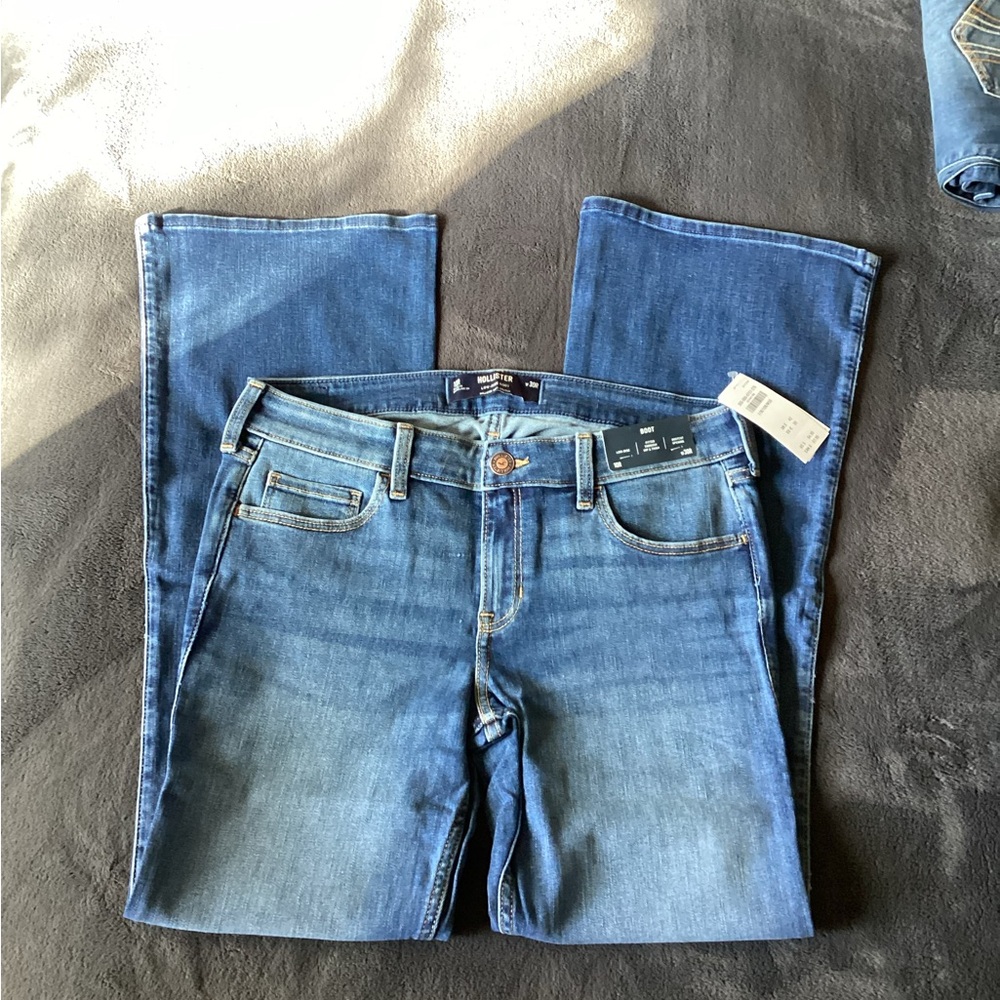 Hollister Women's Straight Leg Jeans in Blue